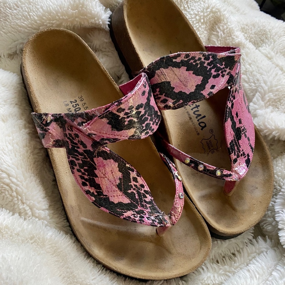 Super cute Betula by Birkenstock Pink Snake skin sandals!! 8-8.5